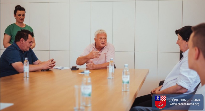 Načelnik dr. Jozo Ivančević ugostio učenike generacije u školskoj 2024./2025. godini