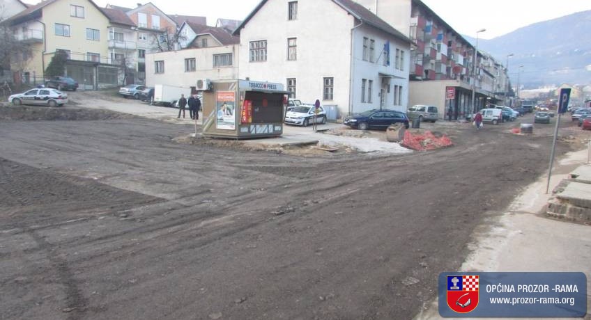 Danas se asfaltira ulica Kralja Tomislava od benzinske pume INA prema Gmićima