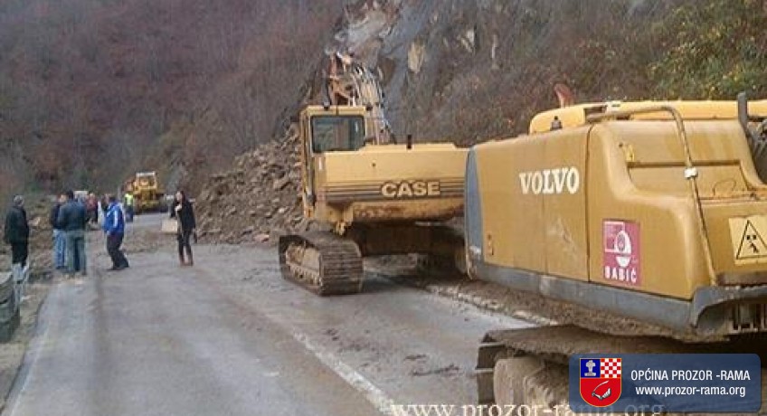Putu Jablanica - Pozor opet prijeti obrušavanje stijena