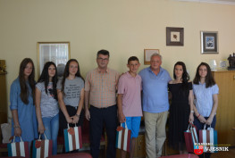 Učenici generacije na prijemu kod načelnika Ivančevića