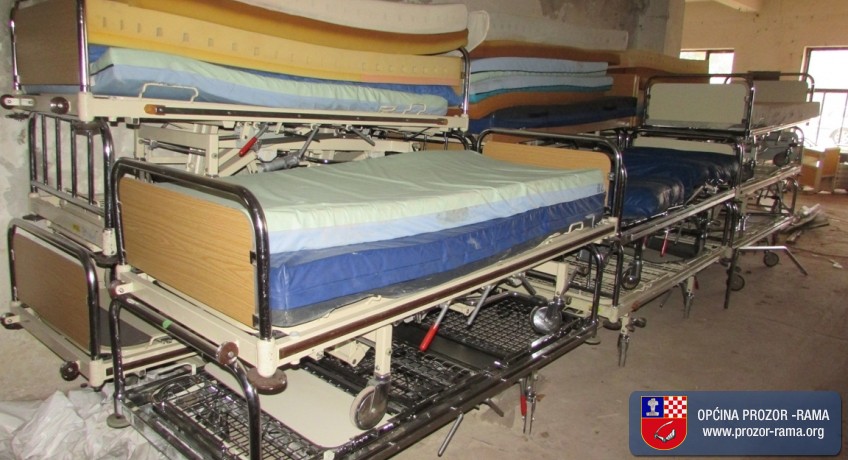 Crveni križ i Dom za stare i nemoćne osobe dobile vrijednu donaciju bolničkih kreveta