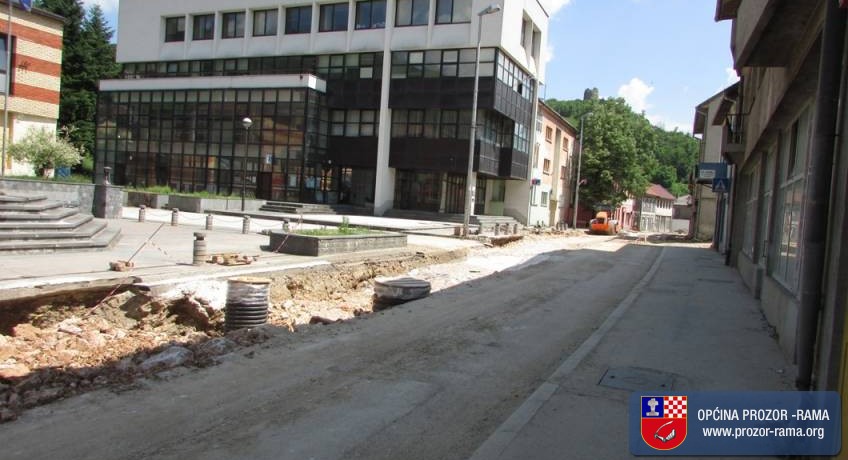 Fotografije s gradilišta u ulici Kralja Tomislava