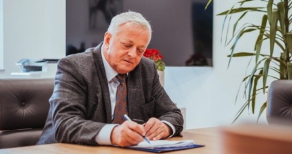 Božićna čestitka načelnika općine Prozor-Rama dr. Joze Ivančevića